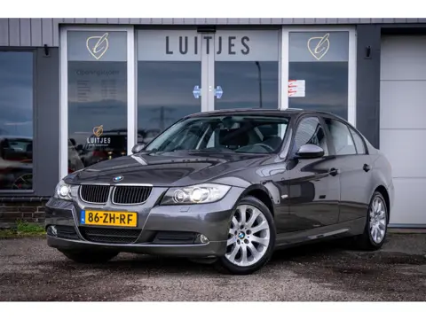 BMW 3 Serie 316i I Org.NL I Historie I Sportstoelen I Climate/Cruise-controle I 17'' I Xenon I Navi 