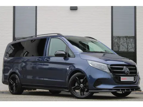 Mercedes-Benz Vito 119 CDI / Aut / Lang / DC / 2x Schuifdeur / Leer / Led / Camera / Vol Opties / NI