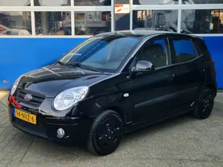 Kia Picanto 1.0 Seven / Origineel NL / Airco / Radio-CD speler / Elektrische ramen / Stuurbekrachtig