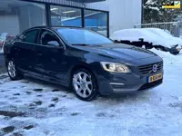 Volvo S60 1.6 T3 Momentum/ Airco/ leder/Navigatie/Trekhaak/
