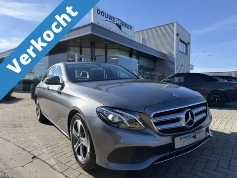 Mercedes-Benz E-Klasse 200 Avantgarde Trekhaak | Camera | Stoelverw. |