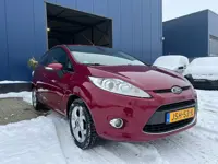 Ford FIESTA 1.25 Titanium / NIEUWE APK / STOELVERWARMING / PDC / CLIMATE CONTROL