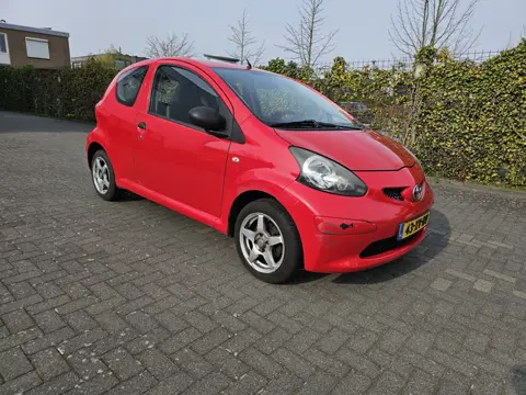 Toyota Aygo 1.0-12V (bj 2007)