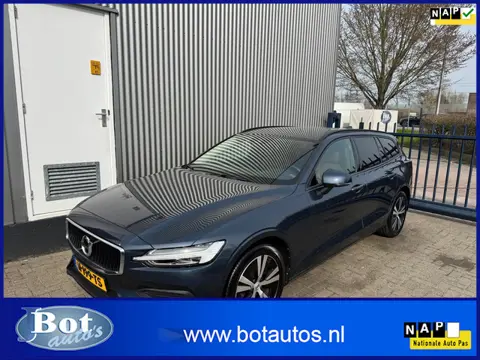 Volvo V60 2.0 B3 Essential Edition ECC / CRUISE / LEDER / NAVI / CAMERA / PARKEERSENSOREN V+A