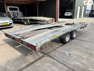 Witteveen R2430 Autoambulance Dubbel Lucht Doorrijplaten