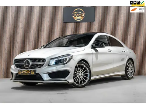 Mercedes-Benz CLA-klasse 250 AMG PANO LED NAVI LEDER