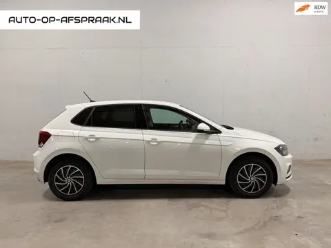 Volkswagen Polo 1.0 TSI Highline 5drs. Airco Navi Cruise C Apple Car Play