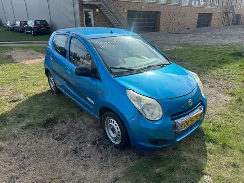 Suzuki Alto 1.0 Exclusive schade achter