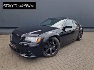 Chrysler 300C SRT-8