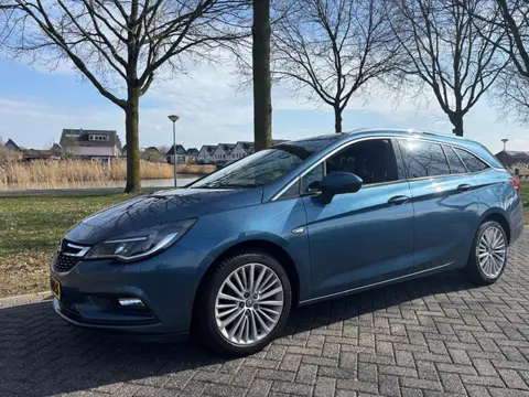 Opel Astra Sports Tourer 1.4 Innovation (bj 2016)