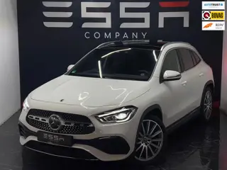 Mercedes-Benz GLA-klasse 200 AMG Line Pano Dodehoek LED Camera