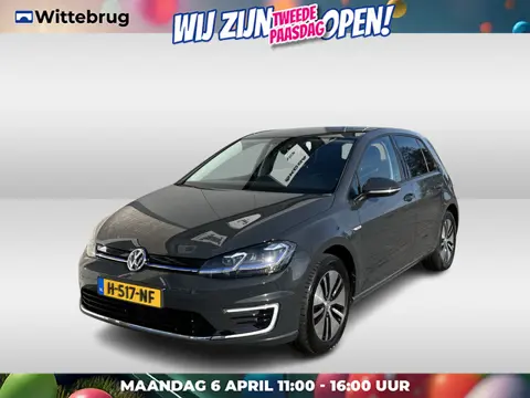 Volkswagen e-Golf E-DITION / 91% SOH/ AUTOMAAT/ PARK. SENSOREN + CAMERA/ APP-CONNECT/ CLIMATE/ LED/ 