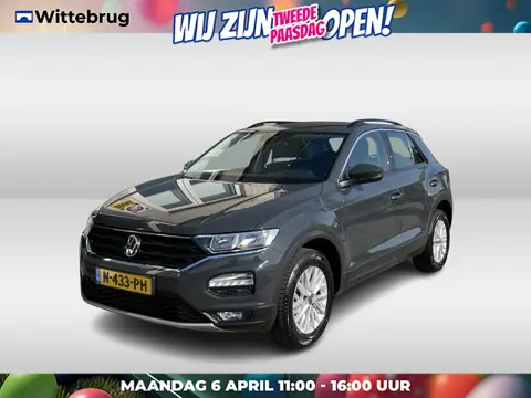 Volkswagen T-Roc 1.0 TSI Style / TREKHAAK/ PARK. SENSOREN/ APP CONNECT/ ADAPT. CRUISE/ NAVI/ AIRCO/ 