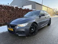 BMW 3-serie 335i ActiveHybrid 3 Upgrade Edition / AUTOMAAT / HARMAN KARDON / HEAD-UP / NAVI / SCHUIF