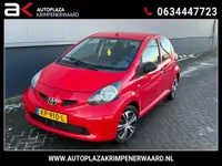 Toyota Aygo 1.0-12V Nieuwe apk Apple carplay