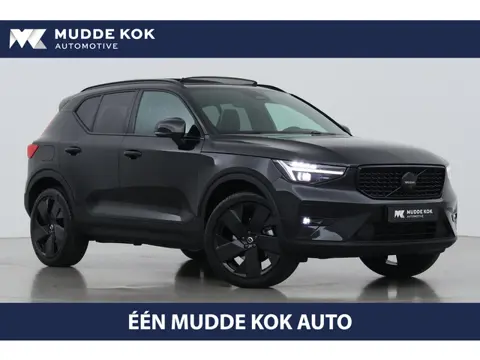 Volvo XC40 B3 Ultra Black Edition | Panoramadak | Trekhaak | 360 Camera | ACC | Harman/Kardon | Stoe