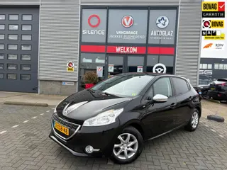 Peugeot 208 1.2 VTi Style