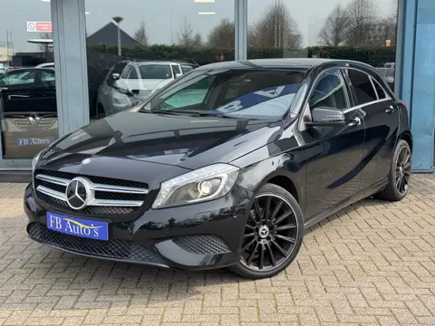 Mercedes-Benz A-klasse 180 Prestige Airco Lmv Navi Cruise Panodak Automaat