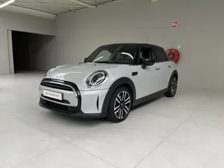 MINI 5-deurs Cooper | 17" | Stoel/stuurverwarming | Sportstoelen |