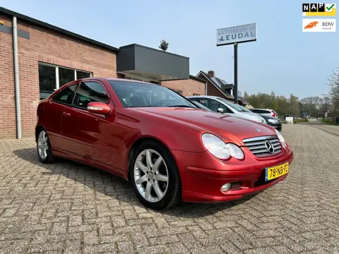Mercedes-Benz C-klasse Sportcoupé 180 Amice APK 12-2-2027
