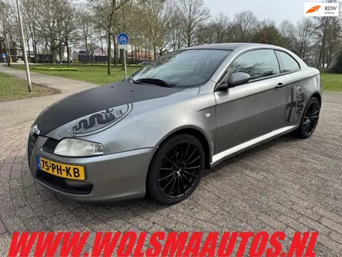 Alfa Romeo GT 2.0 JTS Distinctive