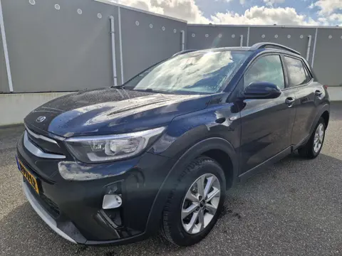 Kia Stonic 1.2 MPi ComfortPlusLine Navigator (bj 2018)