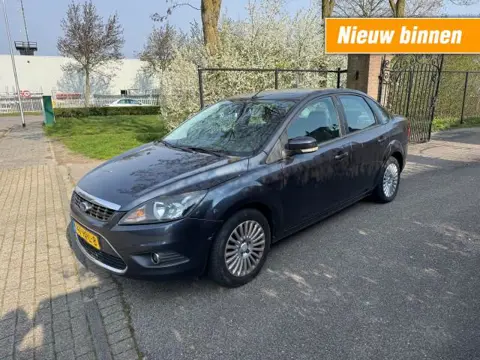FORD FOCUS 1.6 SEDAN / EXPORTPRIJS!!
