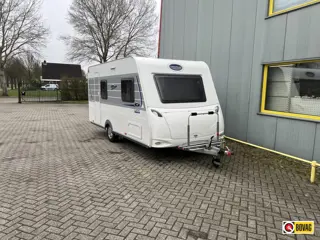 Caravelair Antares 420 Quatro  Luifel, mover, fietsenrek