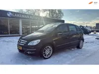 Mercedes-Benz B-klasse 200 Blackline Automaat Carplay Navi Xenon Sport Huurkoop Inruil APK Garantie