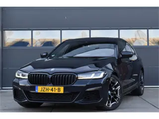 BMW 5 Serie 545e xDrive High Executive M-pakket Carplay - Trekhaak - 360 camera