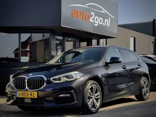 BMW 1-serie 118i AUT7 EXE M-SPORT LEDER NAVI DIGI-DASH APPLE-CARPLAY LED LMV PDC