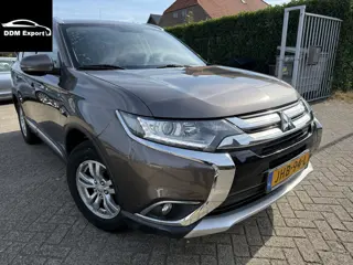 Mitsubishi Outlander 2.0 | Clima | PDC | Lmv | Trekhaak |