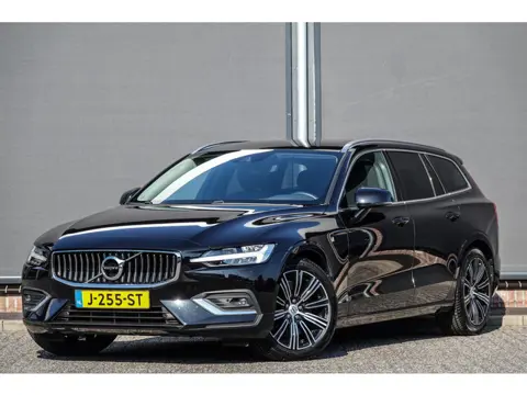 Volvo V60 B5 2.0 250Pk Aut. | Inscription | Leder | Harman-Kardon | Achteruitrijcamera | Trekhaak | 