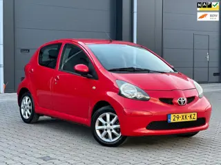 Toyota Aygo 1.0-12V + 5Deurs Airco Elektr-ramen
