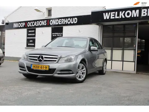 Mercedes-Benz C-klasse 200 Avantgarde / Navi / APK nieuw / CruiseControl / Parkeersensoren
