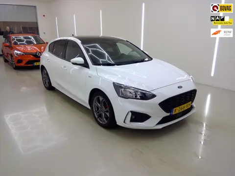 Ford Focus 1.0 EcoBoost 155PKHybrid ST Line X Business+adap-Cruise+Led+Navigatie+Pano-dak+vitrual+Ca