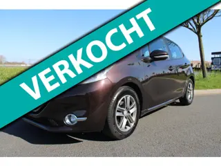 Peugeot 208 1.4 VTi Envy Climate Control , Navigatie