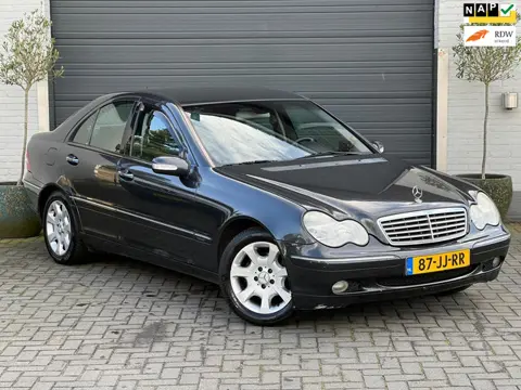 Mercedes-Benz C-klasse 180 Elegance | Automaat | Trekhaak | Cruise | Airco | Goed onderhouden |