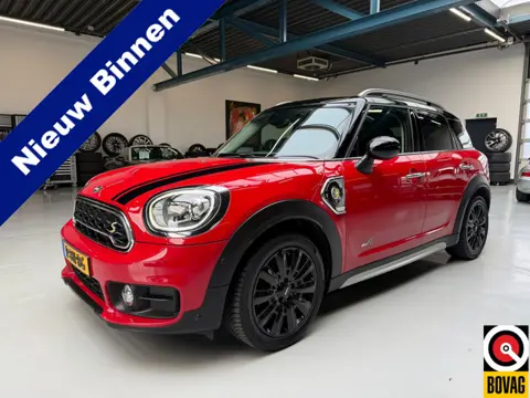 MINI Countryman 1.5 Cooper S E ALL4 Chili Harman Kardon Panoramadak