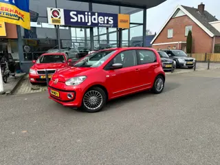 Volkswagen Up! 1.0 high up! BlueMotion PDC/NACI/CRUISECONTROL/STOELVERWARMING