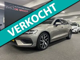 Volvo V60 2.0 T5 Momentum/ Nederlandse auto/ Elektrisch trekhaak/ Automaat/ Achteruitrijcamera/ Navi