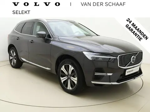 Volvo XC60 T6 355pk hybrid AWD Plus Bright / Panoramisch / H&K audio / Trekhaak / Stoel&Stuur verwar