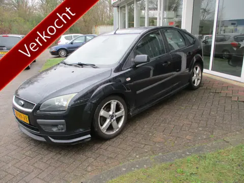 Ford Focus 2.0-16V Futura Dynamo Defect! (bj 2005)