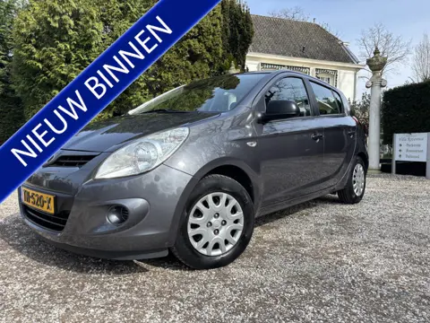 Hyundai i20 1.2i i-Drive / 5 Drs. / Airco / Dealer Onderhouden