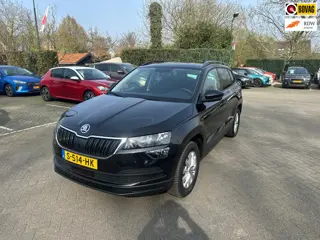 Skoda Karoq 1.0 TSI Style , navigatie , pdc voor en achter + camera