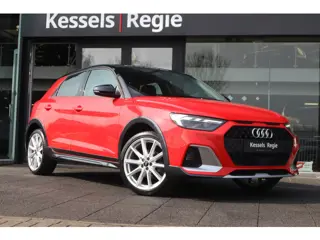 Audi A1 citycarver 30 TFSI Epic Stoelverwarming Keyless 18” LED CarPlay Sensoren Navi