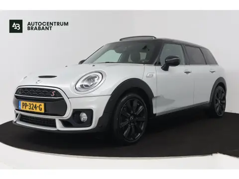 Mini Mini Clubman 2.0 Cooper S Chili Serious Business (PANORAMADAK, H&K AUDIO, STOELVERWARMING, LEER