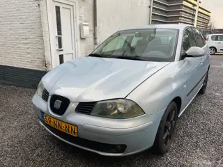 Seat Ibiza 1.4-16V Signo