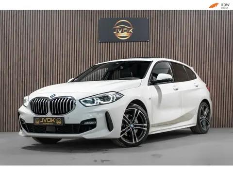 BMW 1-serie 116i M Sport LED NAVI PANO CAMERA