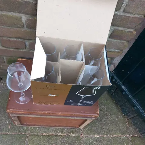 glas, wijn/ bier/ nieuw